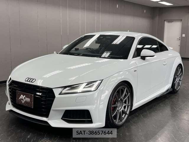 Audi TT 2015-09 8012631-18