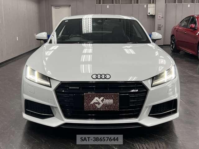 Audi TT 2015-09 8012631-6