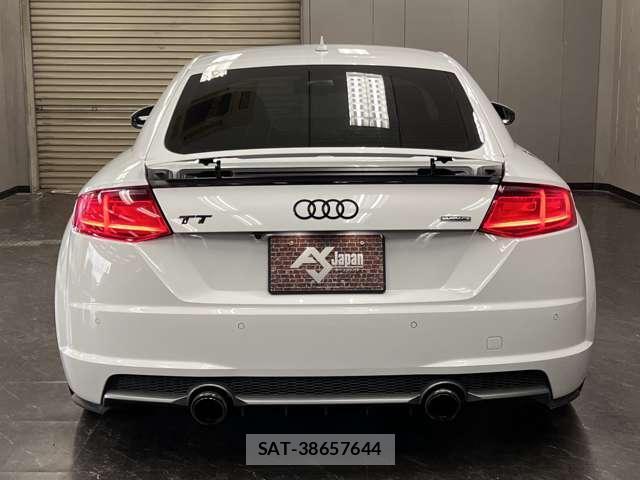 Audi TT 2015-09 8012631-7