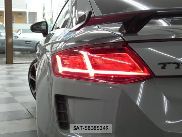 Audi TT 2022-01 8011884-2