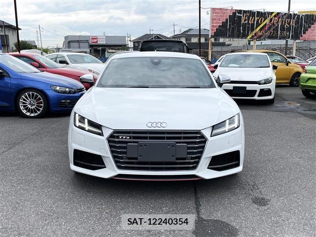 Audi TTS 2015-09 8004694-9