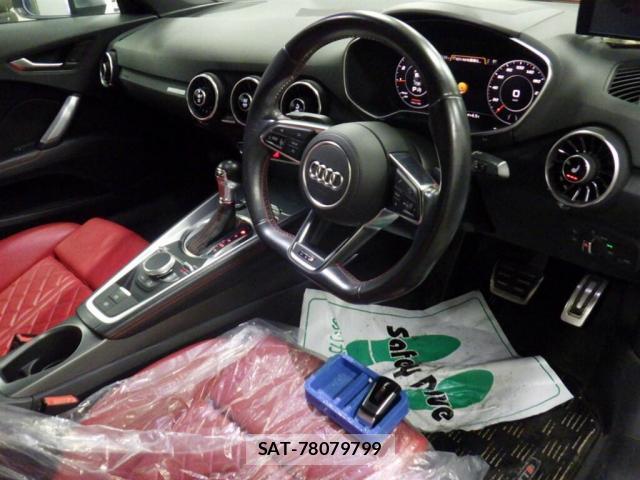 Audi TTS 2015-10 8008995-2