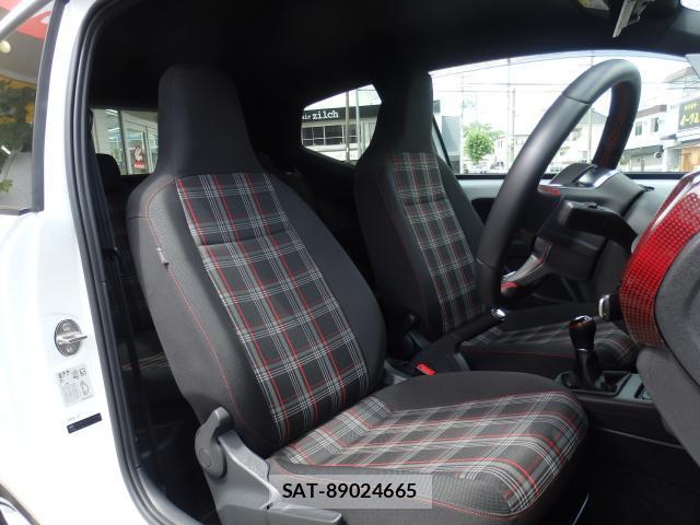 VolksWagen UP! 2019-04 8004333-15