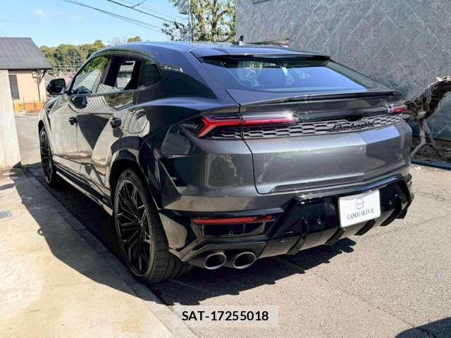 Lamborghini URUS 2025-12 8003600-4