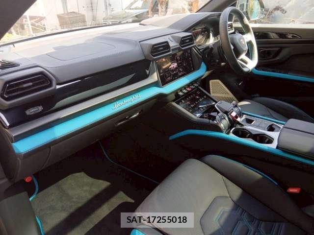 Lamborghini URUS 2025-12 8003600-8