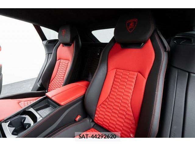 Lamborghini URUS 2019-03 8004773-17