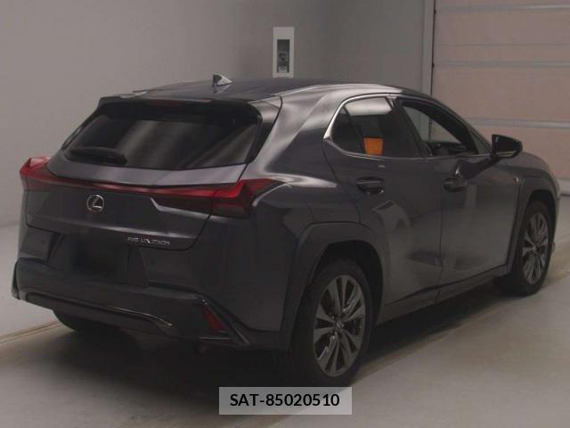 Lexus UX 2023-02 8009334-4