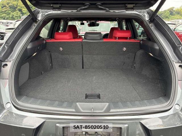 Lexus UX 2023-02 8009334-7