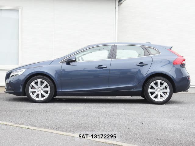 Volvo V40 2016-08 8003451-10