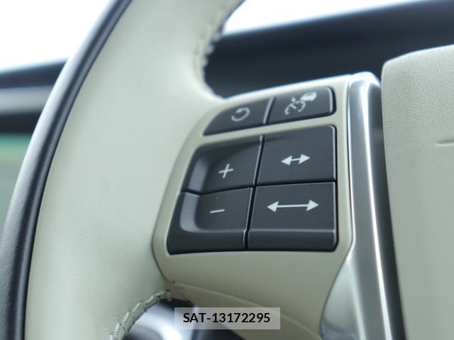 Volvo V40 2016-08 8003451-13