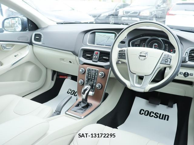Volvo V40 2016-08 8003451-15