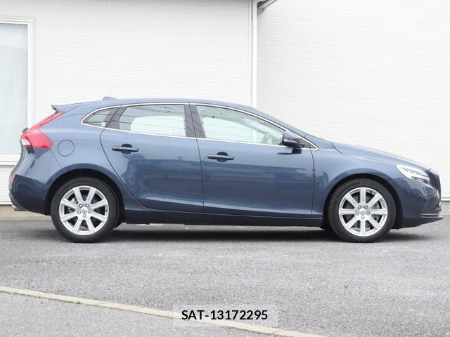 Volvo V40 2016-08 8003451-6