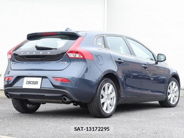 Volvo V40 2016-08 8003451-7