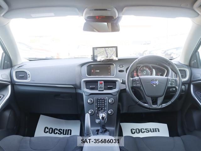 Volvo V40 2013-07 8004849-3