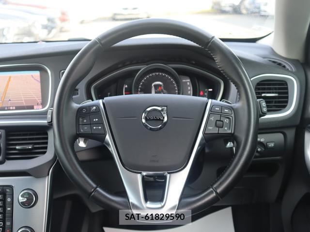 Volvo V40 2017-12 8004850-11