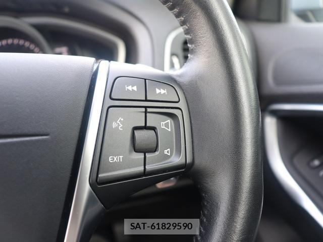 Volvo V40 2017-12 8004850-14