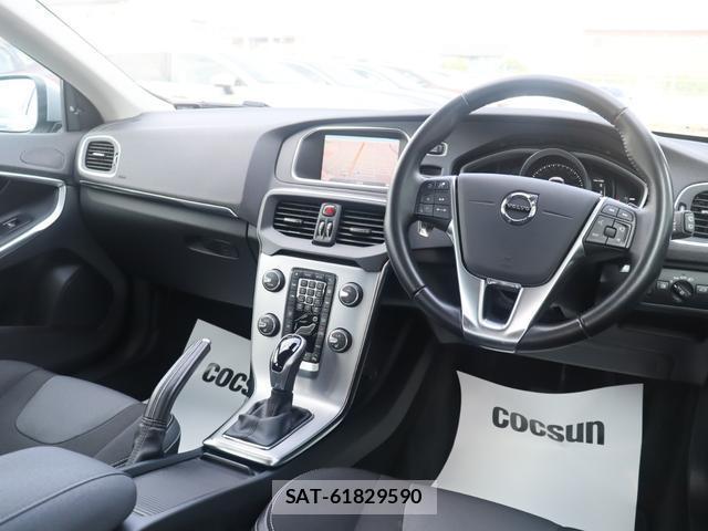 Volvo V40 2017-12 8004850-15