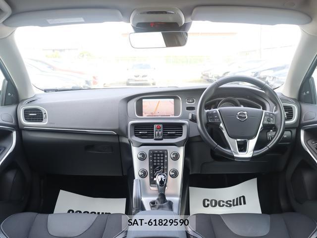 Volvo V40 2017-12 8004850-3
