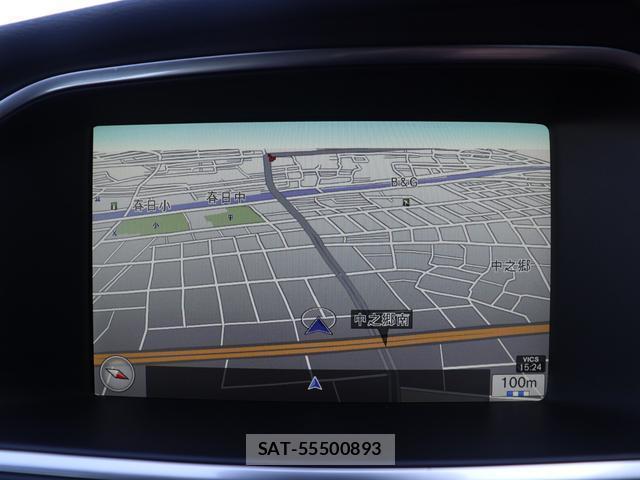 Volvo V40 2017-03 8004856-17