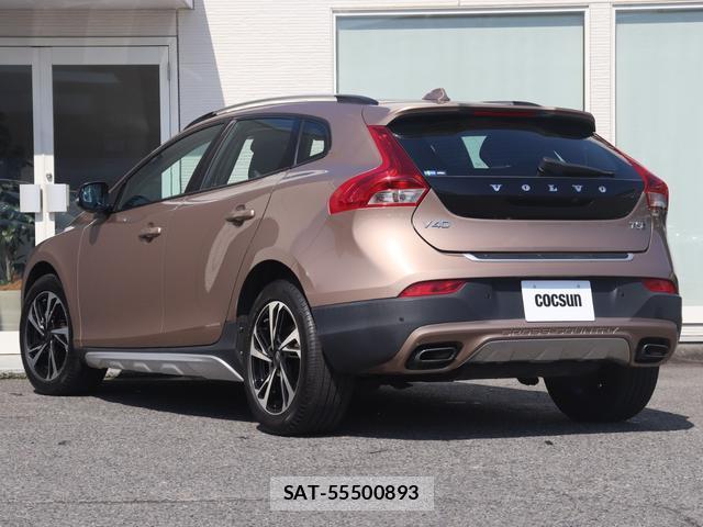Volvo V40 2017-03 8004856-9