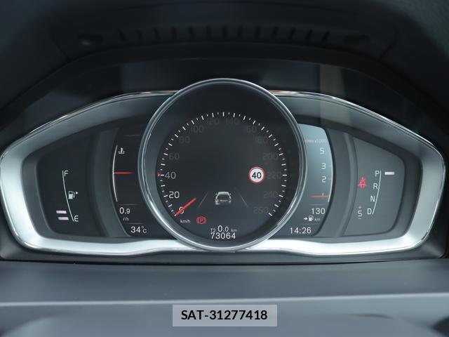 Volvo V60 2018-04 8003454-12