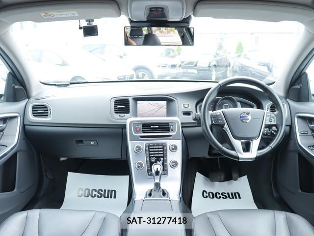 Volvo V60 2018-04 8003454-3