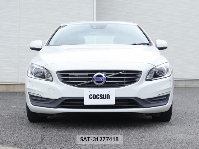 Volvo V60 2018-04 8003454-4
