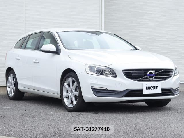 Volvo V60 2018-04 8003454-5