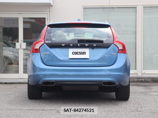 Volvo V60 2014-06 8004852-8