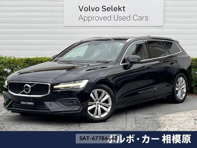 Volvo V60 2019-06 8004873-0