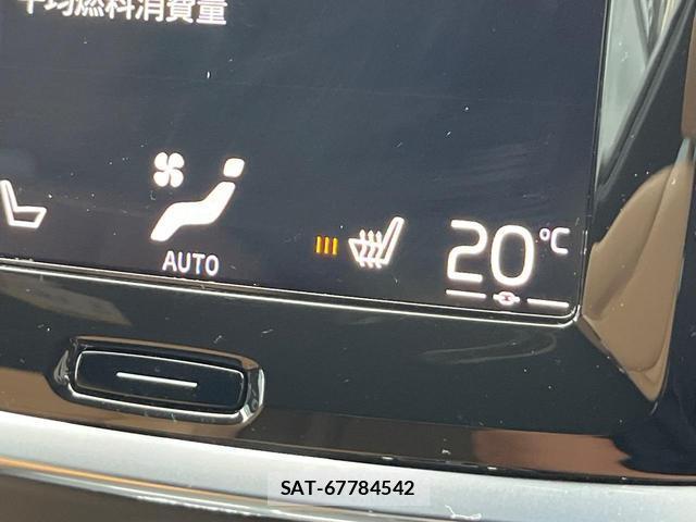 Volvo V60 2019-06 8004873-8