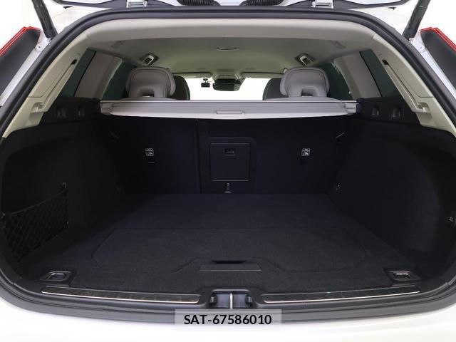 Volvo V60 2021-12 8005114-13