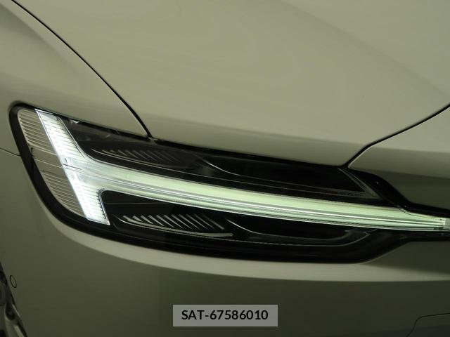 Volvo V60 2021-12 8005114-14