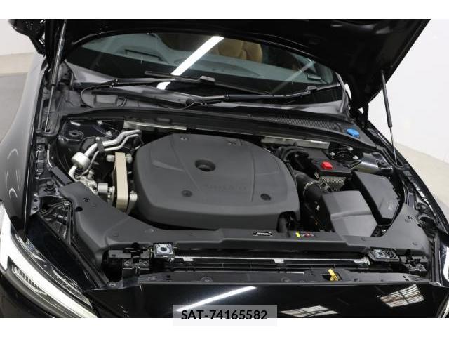 Volvo V60 2020 8009839-17