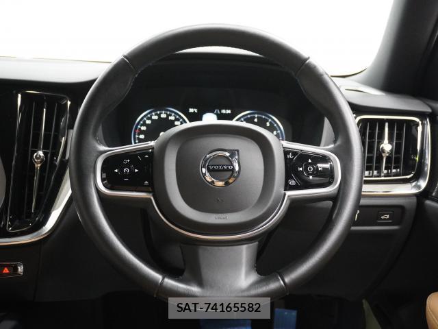 Volvo V60 2020 8009839-3