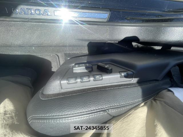 Volvo V70 2007-03 8004099-12