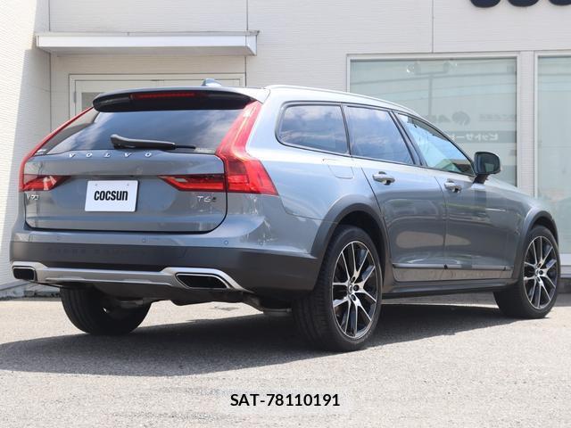 Volvo V90 2017-07 8004851-7