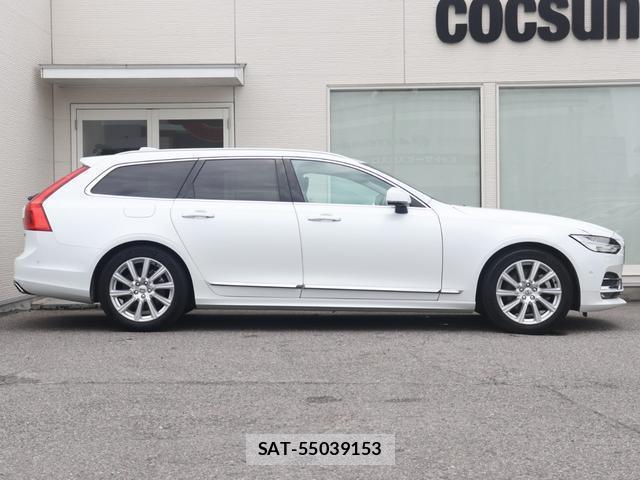 Volvo V90 2019-05 8004854-6
