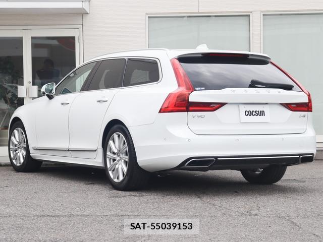 Volvo V90 2019-05 8004854-9