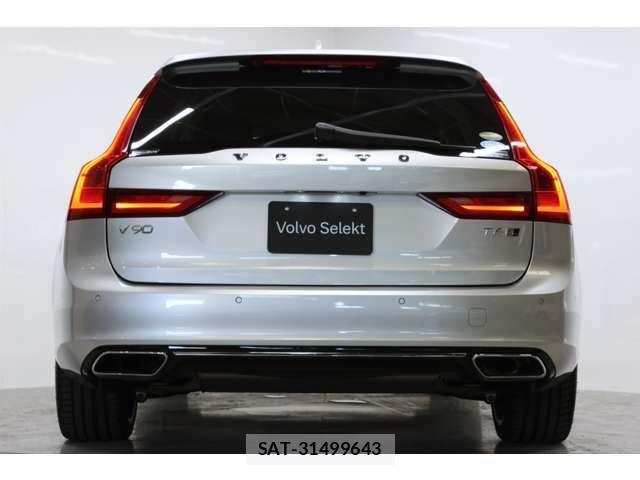 Volvo V90 2017-02 8007044-18