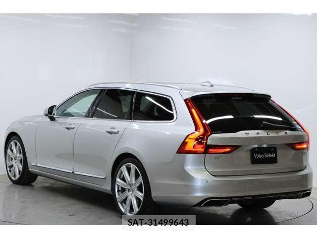 Volvo V90 2017-02 8007044-6