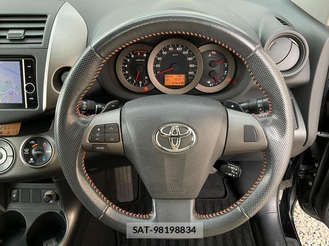 Toyota VANGUARD 2013-07 8006537-13