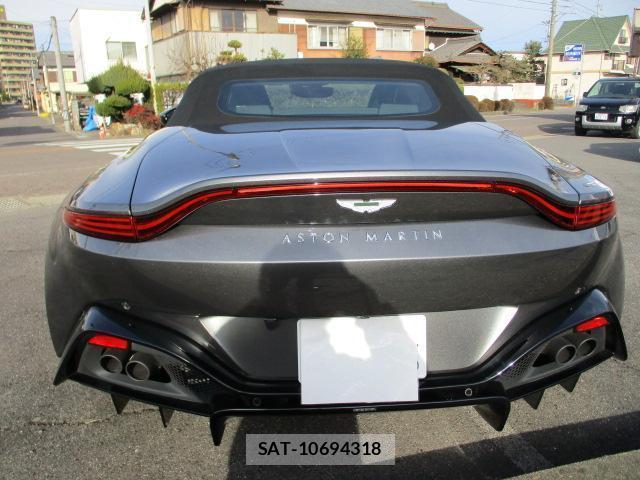 Aston Martin VANTAGE 2022-07 8006948-1