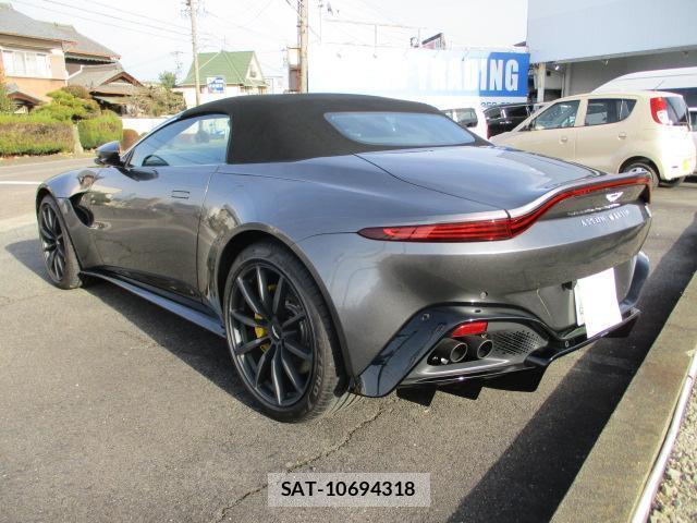 Aston Martin VANTAGE 2022-07 8006948-14