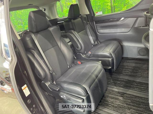 Toyota VELLFIRE 2018-02 8004612-7