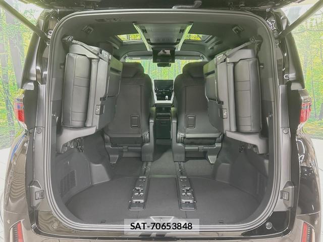 Toyota VELLFIRE 2026-03 8004762-10