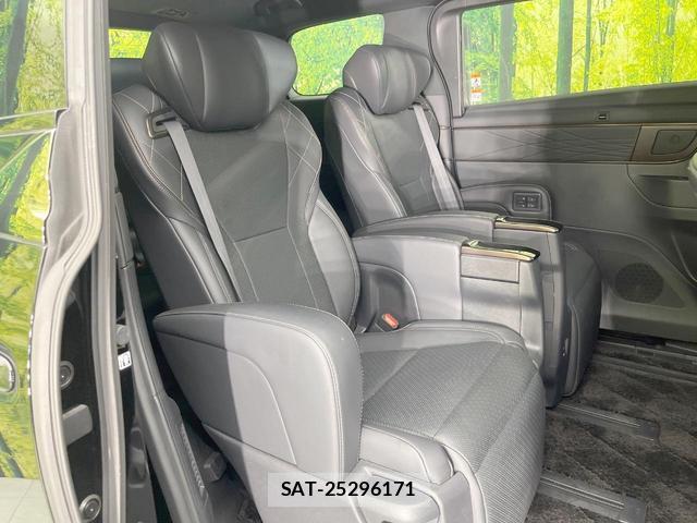 Toyota VELLFIRE 2024-11 8005757-8
