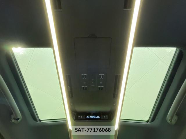 Toyota VELLFIRE 2024-11 8006259-2