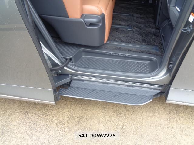 Toyota VELLFIRE 2026-05 8006394-7