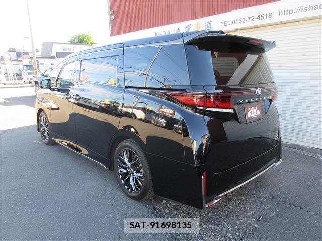 Toyota VELLFIRE 2024-01 8007078-3